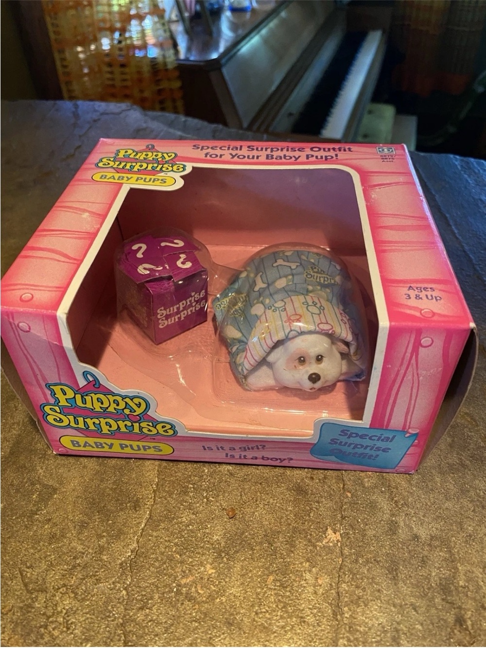 NIB vintage old stock Puppy Surprise 1992 Hasbro baby pup